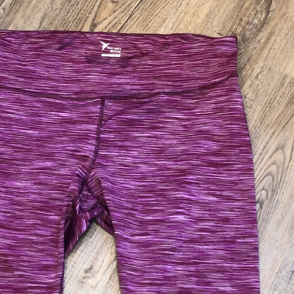 Old Navy Pants - Old Navy Stripped Capri Leggings - Sz XXL